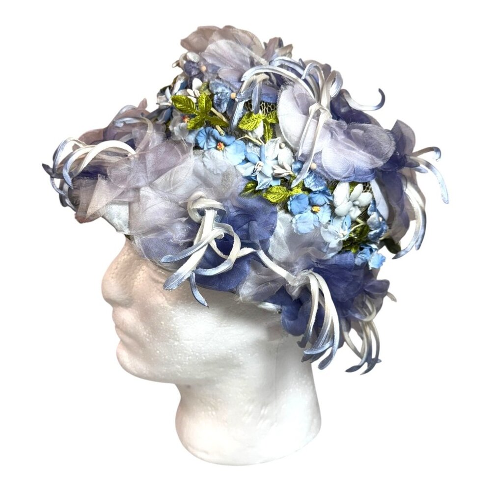 Vintage 1960s Blue & White Floral Hat Ecclectic Church Formal Derby Green Accent
